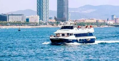 Barcelona: Boat Tour in Las Golondrinas - What You Actually See: Skyline, Beaches, and the Port’s Hidden Corners