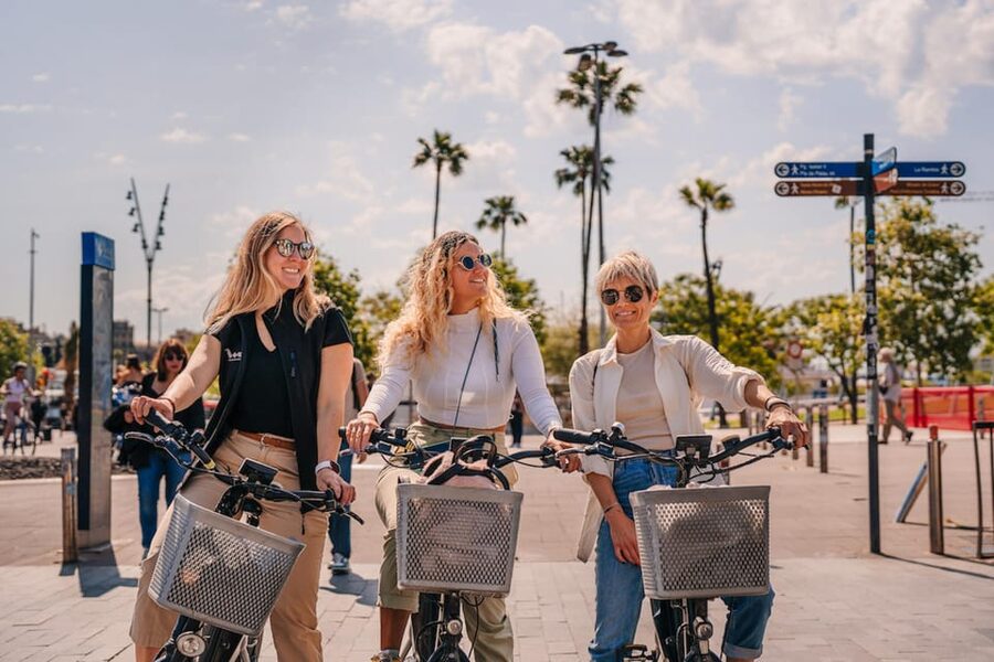 Barcelona: E-Bike Tour with Montjuic Cable Car & Boat Ride - Getting Rolling: E-Bike Confidence, Realistic Effort, and Pace