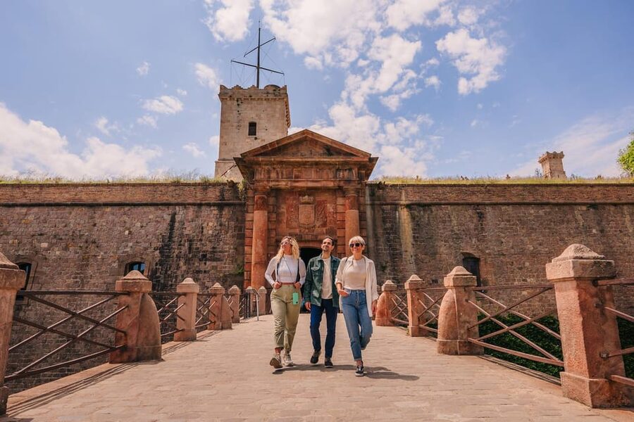 Barcelona: E-Bike Tour with Montjuic Cable Car & Boat Ride - Price and Value: Is $191 Worth It?
