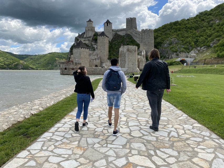 Belgrade: Golubac Fortress with Iron Gate Speed Boat Ride - Golubac Fortress: where the Danube squeezes history