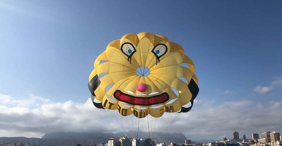 Benidorm: Parasailing Boat Trip with Costa Blanca Views - Champagne, Quiet Skies, and Optional Splash Time
