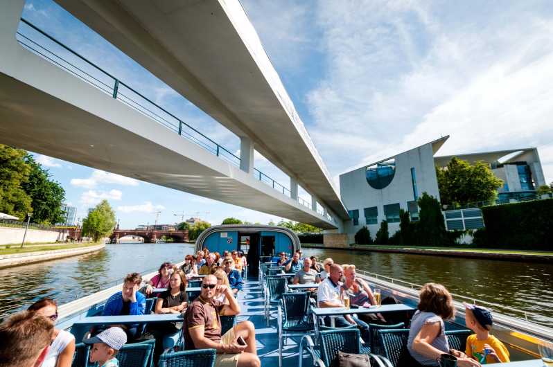 Berlin: 3.25-Hour Spree & Landwehrkanal Boat Tour - Value for $38: when this cruise is a smart buy