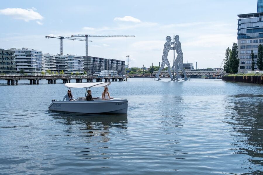 Berlin: Self-Drive Boat Tour - Stop-by-Stop Flow: What Your Time on the Water Actually Looks Like