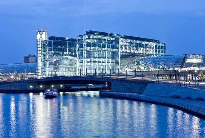 Berlin sightseeing boat tour on the Spree - Key things to know before you board