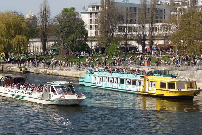 Berlin sightseeing boat tour on the Spree - The Spree route: how the experience actually feels