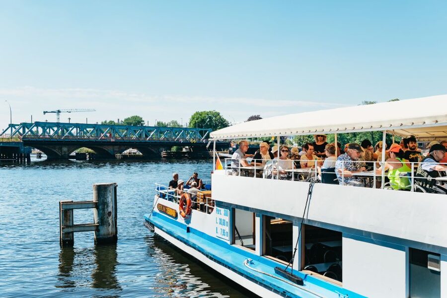 Berlin: Spree Boat Tour to Müggelsee - First Look: Treptow Harbor to Berlin’s Big Lake Escape