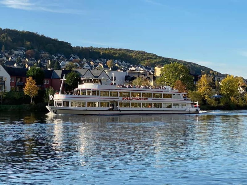 Bernkastel: 1-hour panoramic boat tour Lieser, Mülheim and back - Finding the Moselprinzessin: the meeting point you’ll actually notice
