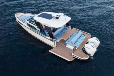 Bespoke private boat tour from Split & Trogir with a local expert - Boat options: mid-size, speedboat, or the Saxdor yacht