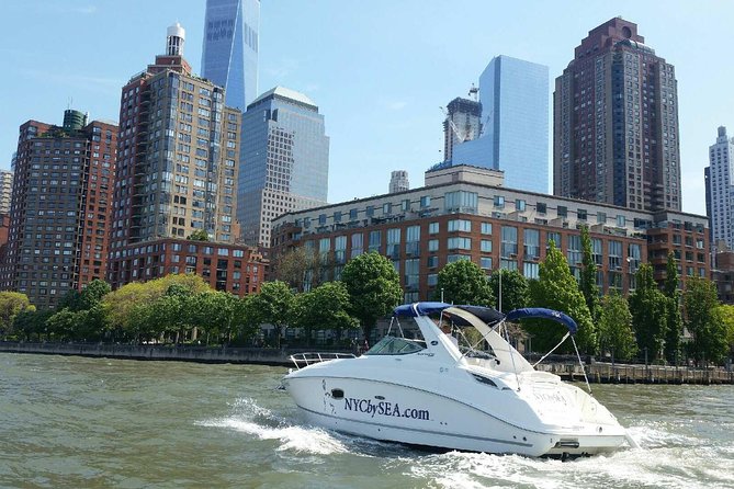 Best Private Luxury Daytime Boat Tour in New York City - 2 Hour - Captains who actually shape the experience: Will, Mike, John, and Kris