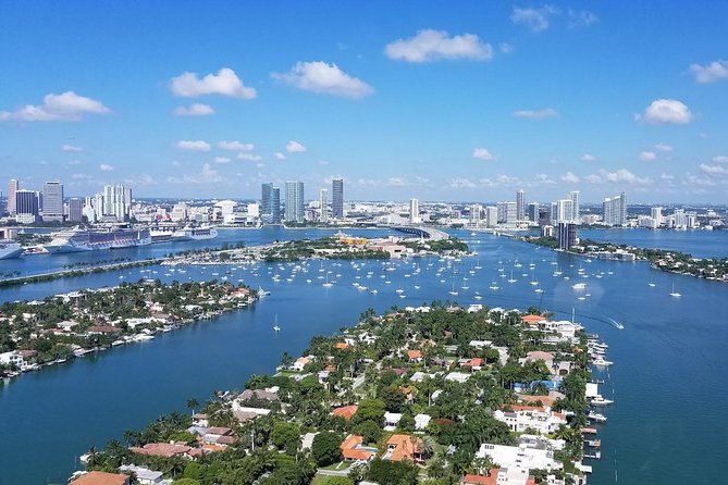 Biscayne Bay and Celebrity Island Homes Boat Tour 90 Minute - Bayside Marketplace: your Downtown Miami launch pad