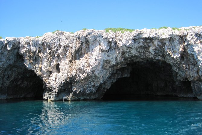 Blue and Green Cave private speed boat tour - Price and Value: $844.78 for Up to 12 (Plus Two Extra Fees)