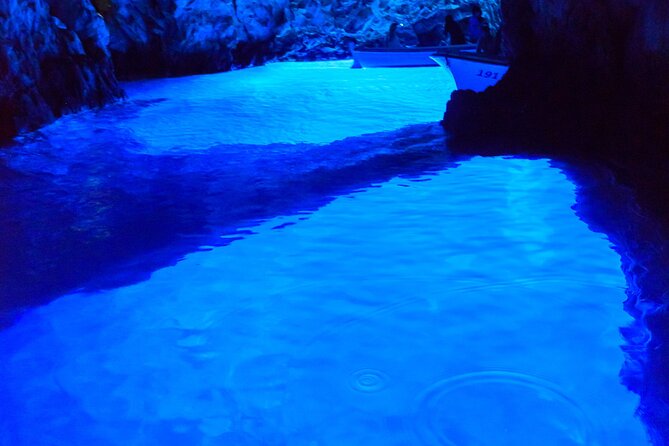 Blue Cave and Town Hvar with 5 Island Boat Tour - From Bol to five islands: what this boat day is really about