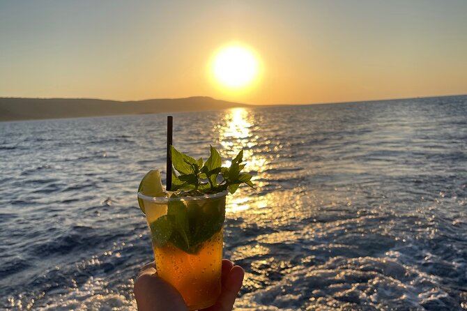BLUE LAGOON BOAT TRIP | Waterslide | Music | Wine | - Picking the best departure: morning, afternoon, or sunset