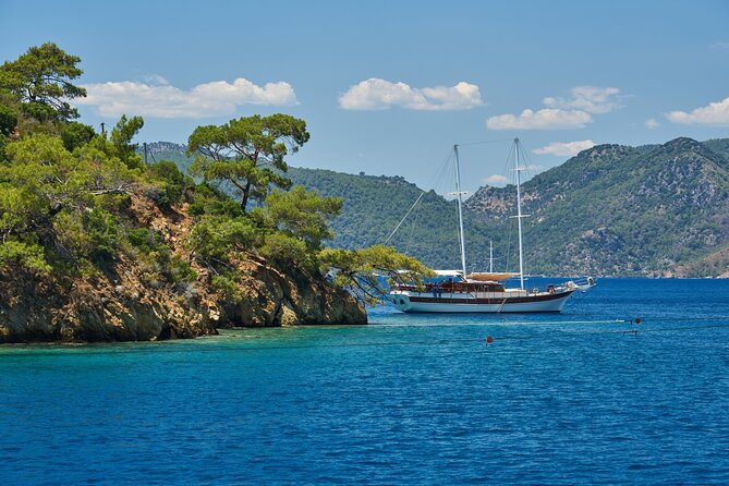 Blue Lagoon, Butterfly Valley and Oludeniz Islands Boat Trip - Ölüdeniz to the Islands: what this boat trip is really like