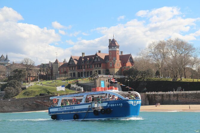 Boat by the Bay and Santa Clara Island in Donostia San Sebastian - Timing and Duration: How to Fit It into Your Day