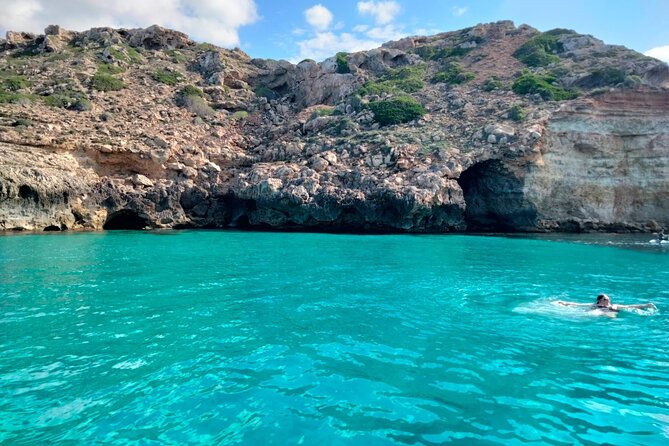 Boat Tour 2 hour in Palma Bay - Who should book this Palma Bay boat tour