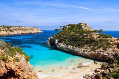 Boat tour from Cala Figuera to Caló del Moro and S´Almonia - The Coastline Cruise: Views, Caves, and the Es Pontàs Moment