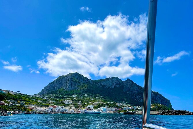 Boat Tour in Capri Italy - Green Emerald Reflections and the Green Grotto Moment
