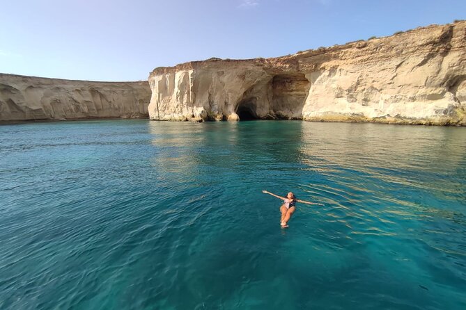 Boat tour in Pillirina, sea caves and Ortigia and prosecco - Plemmirio and Pillirina: Where the Sea Caves Fit (When Conditions Allow)