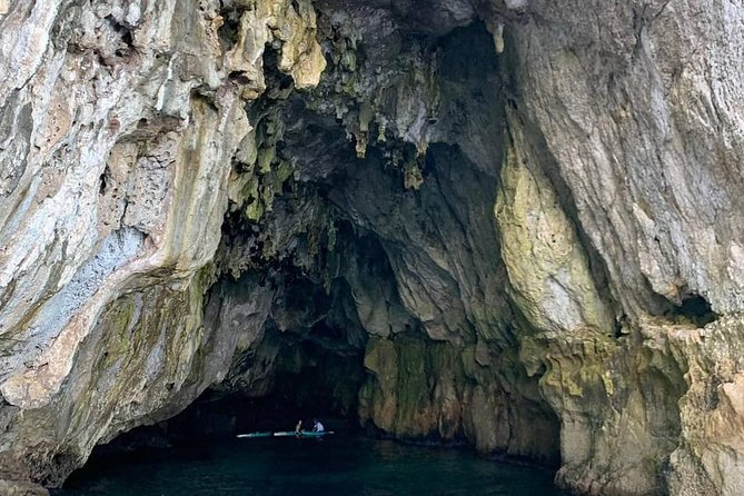 Boat tour of Ortigia, sea caves, Pillirina and snorkeling - Stop 1: Syracuse coast, sea caves, and the onboard treat
