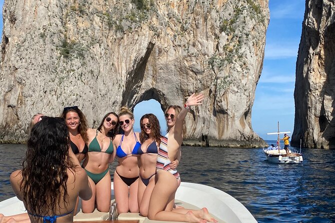 Boat Tour of the Caves on the Island of Capri - How This Capri Cave Boat Trip Fits a 2-Hour Day