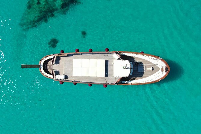 Boat Tour to Caprera and La Maddalena Archipelago - Key highlights at a glance