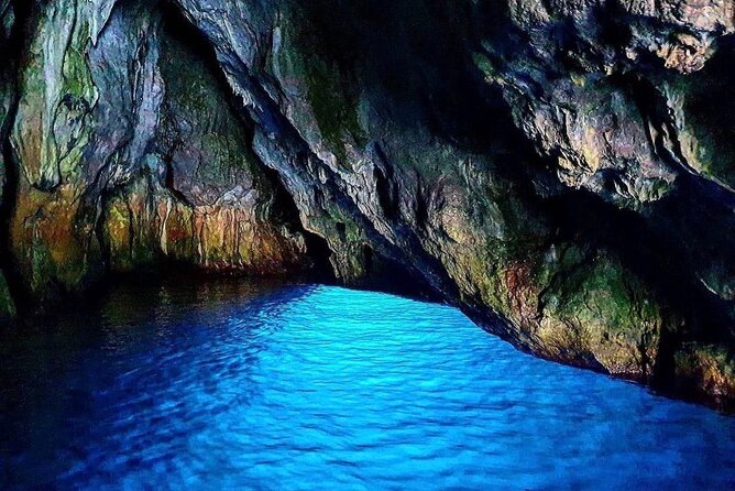 Boat tour to discover the Costa del Mito of Capo Palinuro - Torre Cala Fetente: watchtowers, sulfur caves, and a swim break