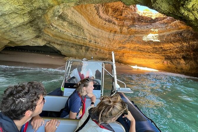 Boat trip along the Golden Coast and Benagil Caves - Key highlights at a glance