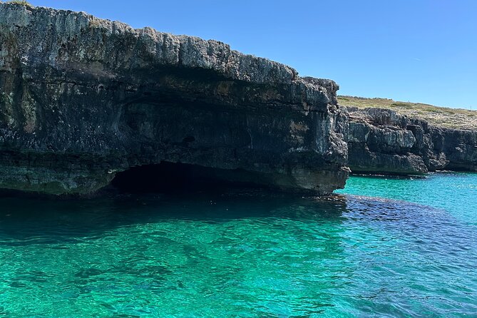 Boat trip and visit of the caves of Santa Maria di Leuca - Santa Maria di Leuca from the sea: Bagnarole, villas, sanctuary, lighthouse