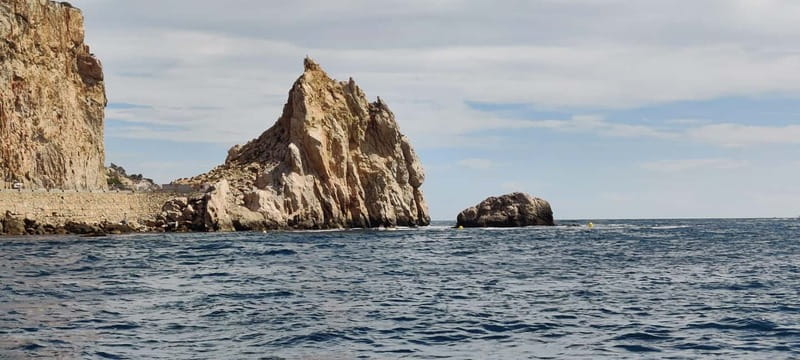 Boat trip to the Medes Islands, caves and stop for swimming - Roca Foradada and the sea caves: why the Fadrí’s size matters