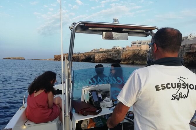 Boat trip to the Polignano a Mare caves - What to bring: the small gear that makes the day easier