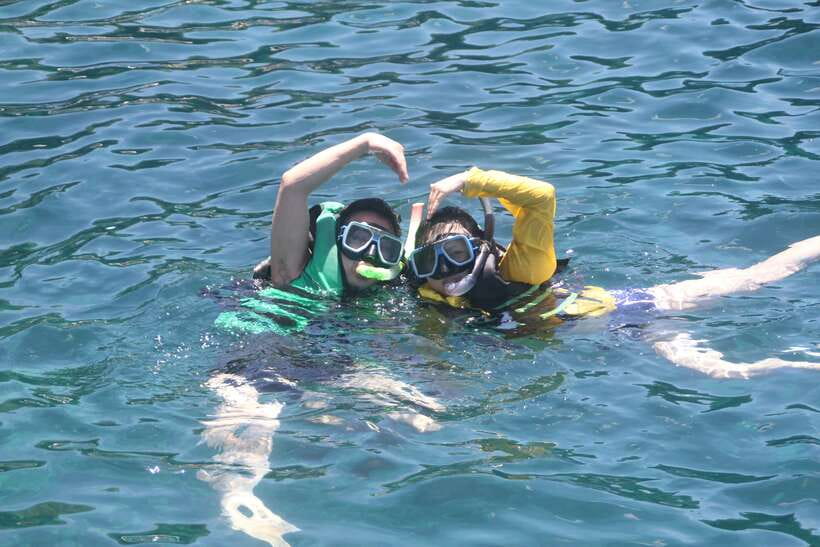 Boracay: Island and Beach-Hopping Boat Tour with Snorkeling - What This Boracay Boat Tour Really Delivers