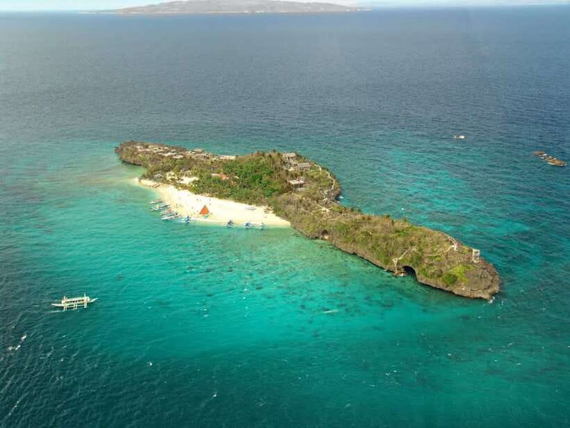 Boracay: Island and Beach-Hopping Boat Tour with Snorkeling - Crystal Cove Island: Shallow Coves, Optional PHP 300 Entry