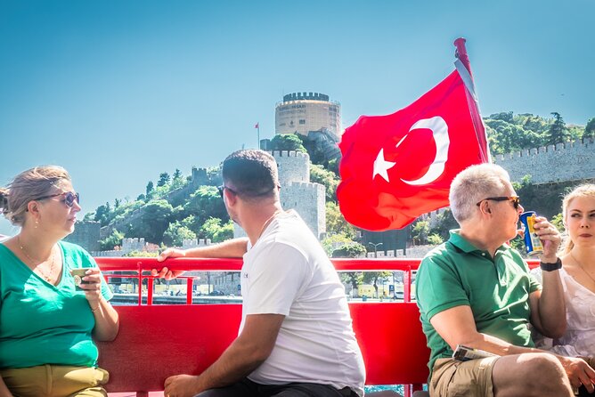 Bosphorus Cruise Boat Tour İstanbul And Golden Horn With Guide - Straddling Europe and Asia: Bosphorus Views That Click Fast