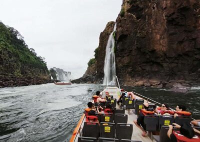 Buenos Aires: Iguazú Falls with Boat Ride & Optional Flight - Getting Picked Up, Then Getting Off Script in the Park