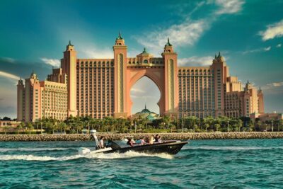 Burj Al Arab 100 Minute Boat Tour - Ain Dubai: the quick stop that hits hardest on camera