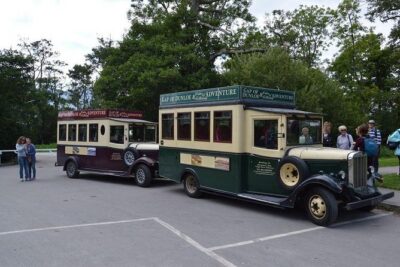 Bus & Boat Tour - Morning logistics from 7 High Street: how the day runs