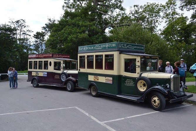 Bus & Boat Tour - Morning logistics from 7 High Street: how the day runs