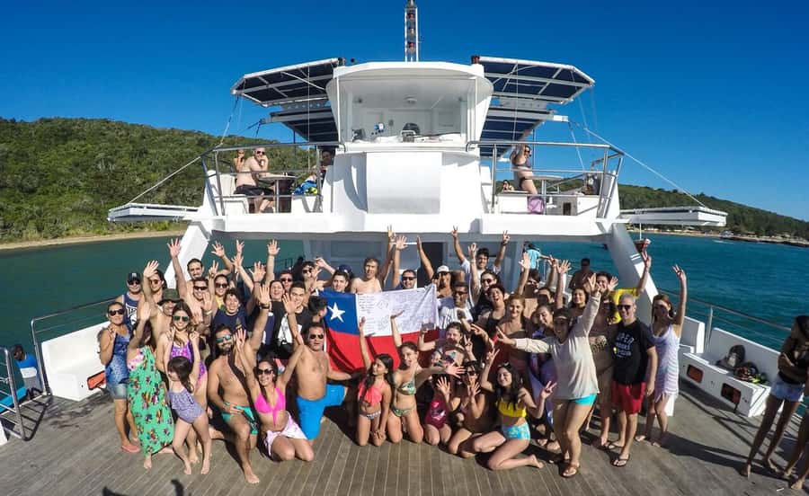 Búzios: Catamaran Boat Tour - The End Part: Virgens, Amores, and Canto Views on the Way Back