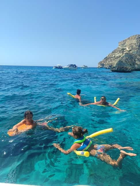 Cagliari: Devil's saddle boat tour, 4 stops and prosecco - Cala Bernat: first swim window and easy photo moment