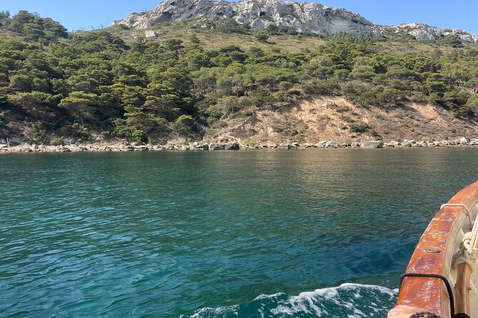 Cagliari Gulf Boat tour : 5 stops, snorkeling & local aperitif - Should you book the Cagliari Gulf Boat tour?