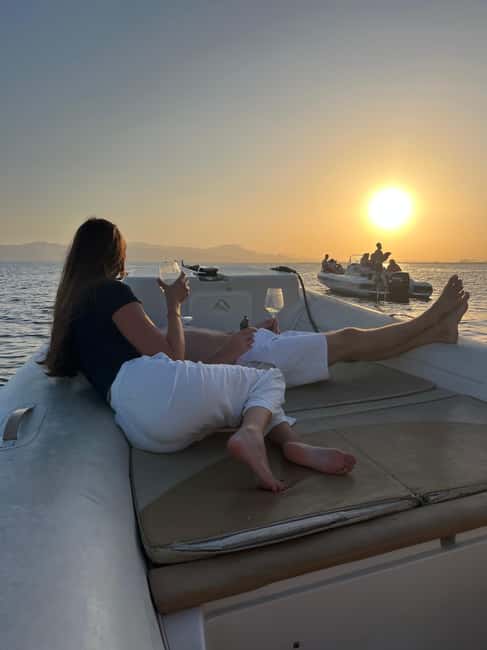 Cagliari: Sunset Boat Tour with Aperitif and Prosecco - What’s included in the price (and why it feels fair)