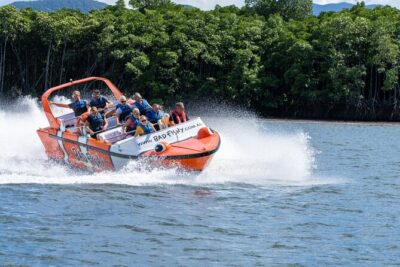 Cairns Jet Boat Ride - Safety gear, briefings, and the height or health limits
