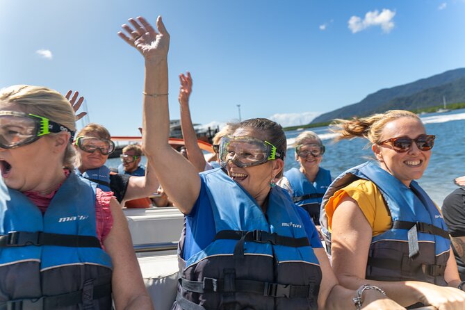 Cairns Jet Boat Ride - Sound system, photos, and how to stay comfortable on a wet ride