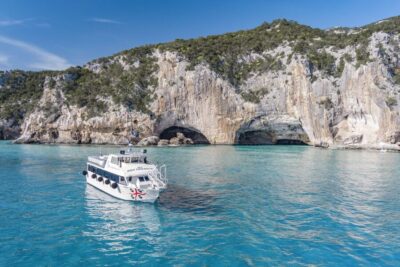 Cala Gonone: Grotta del Bue Marino and Cala Luna Boat Tour - Grotta del Bue Marino: the Sea Ox Cave details that make it special