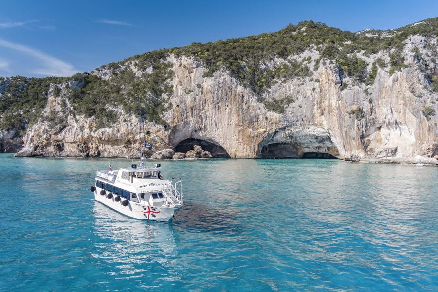 Cala Gonone: Grotta del Bue Marino and Cala Luna Boat Tour - Grotta del Bue Marino: the Sea Ox Cave details that make it special