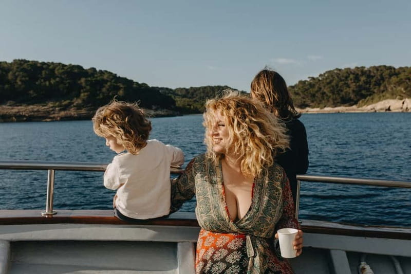 Cala'n Bosc: 3.5-Hour South Coast Sightseeing Boat Trip - Key reasons to book