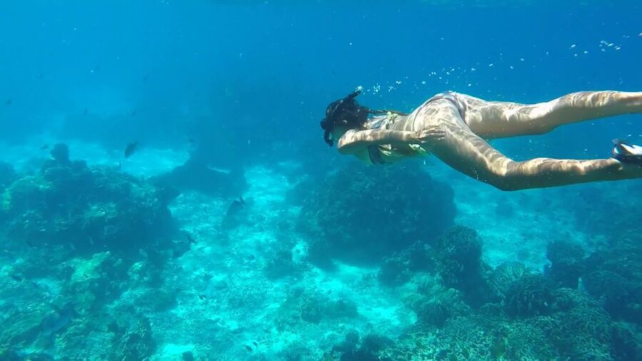 Capri: 2-Hour Boat Tour with Happy Hour - East-Coast Sights: Arco Naturale and Casa Malaparte Up Close