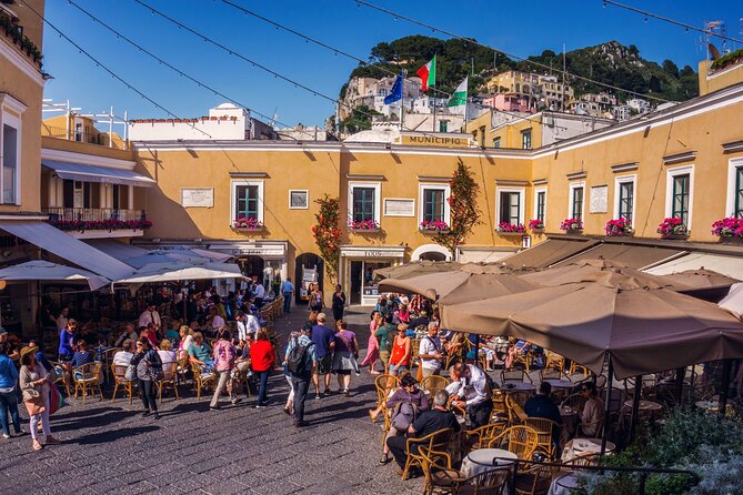 Capri Island Small Group Boat Tour from Naples with Light Lunch - The big payoff: 3–5 hours exploring Capri from Piazzetta di Capri