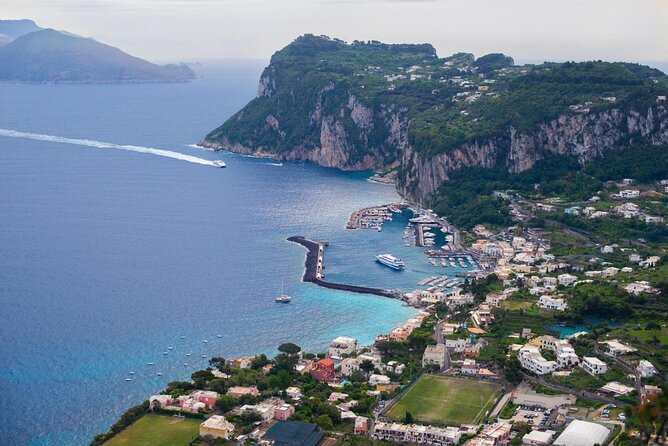 Capri Premium Private Boat Tour + City Visit - From Positano over to Capri: the coastline starts the story